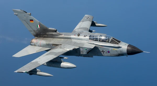 Tornado Combat photo